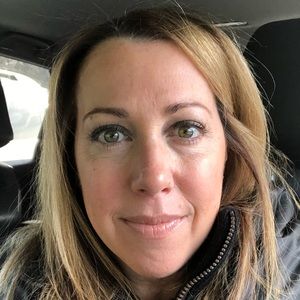 Meet your Posher, Debra